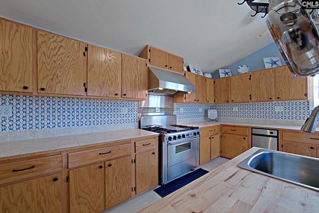 2081 Great North Rd  Photo 11