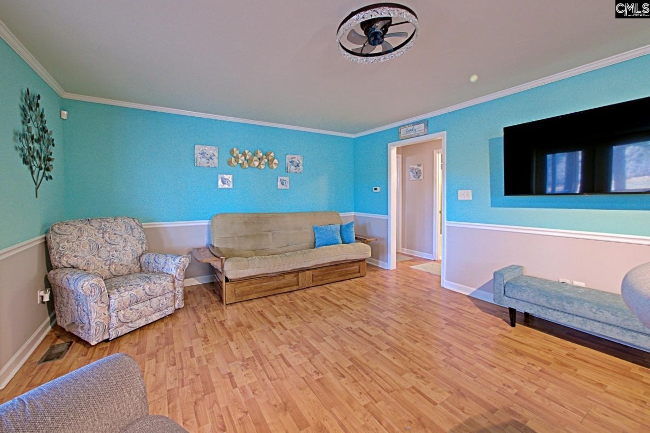 2081 Great North Rd  Photo 12