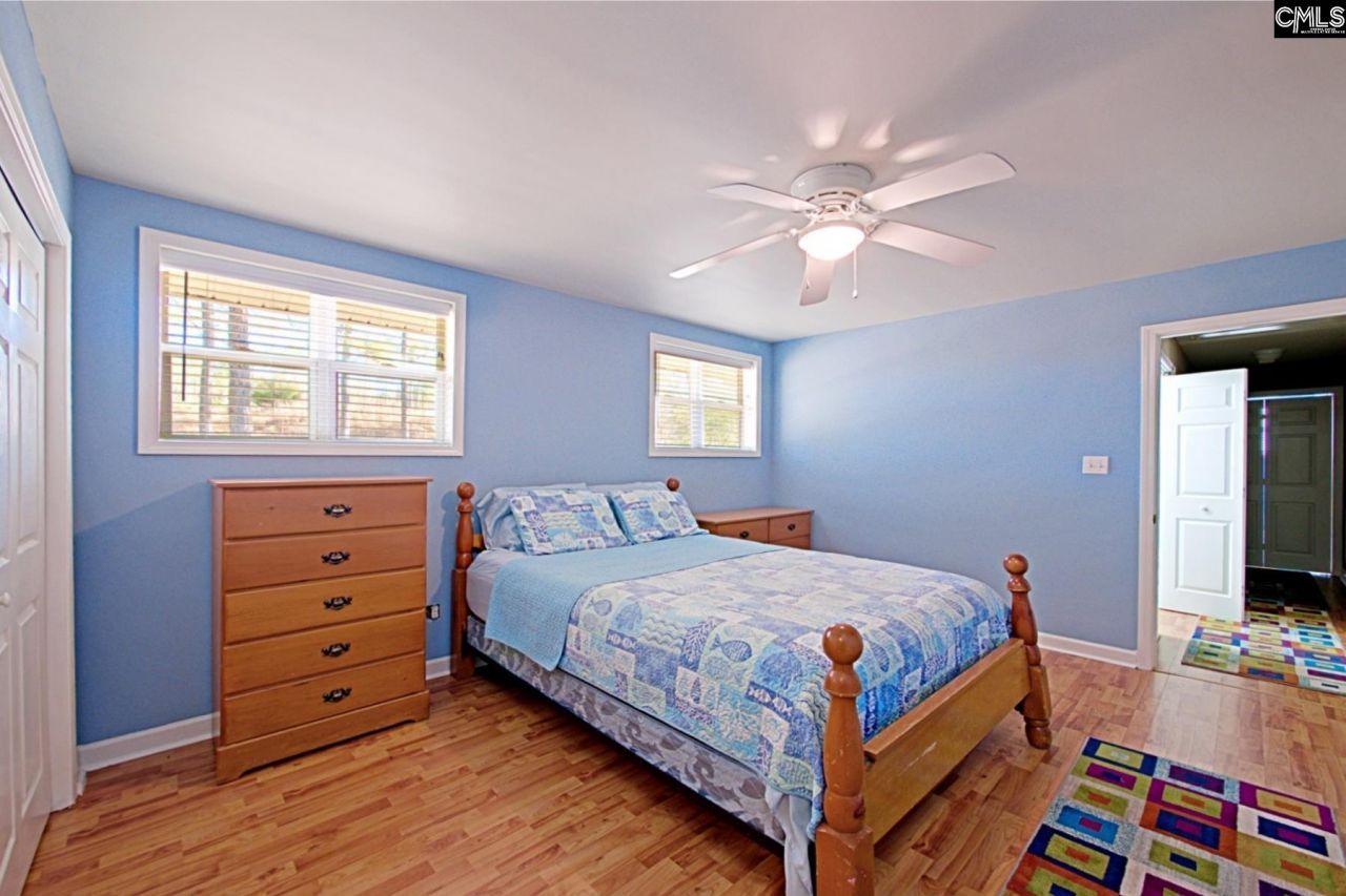 2081 Great North Rd  Photo 22