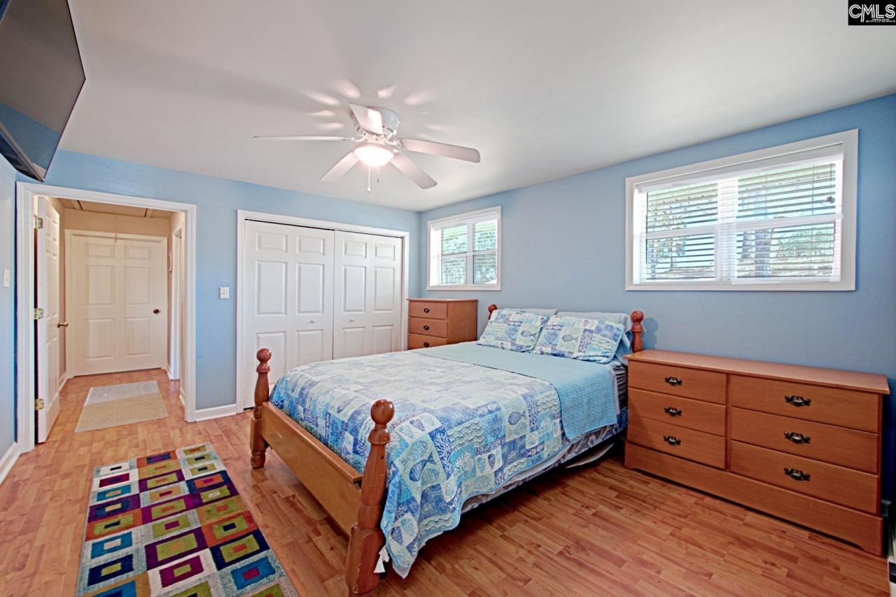 2081 Great North Rd  Photo 24