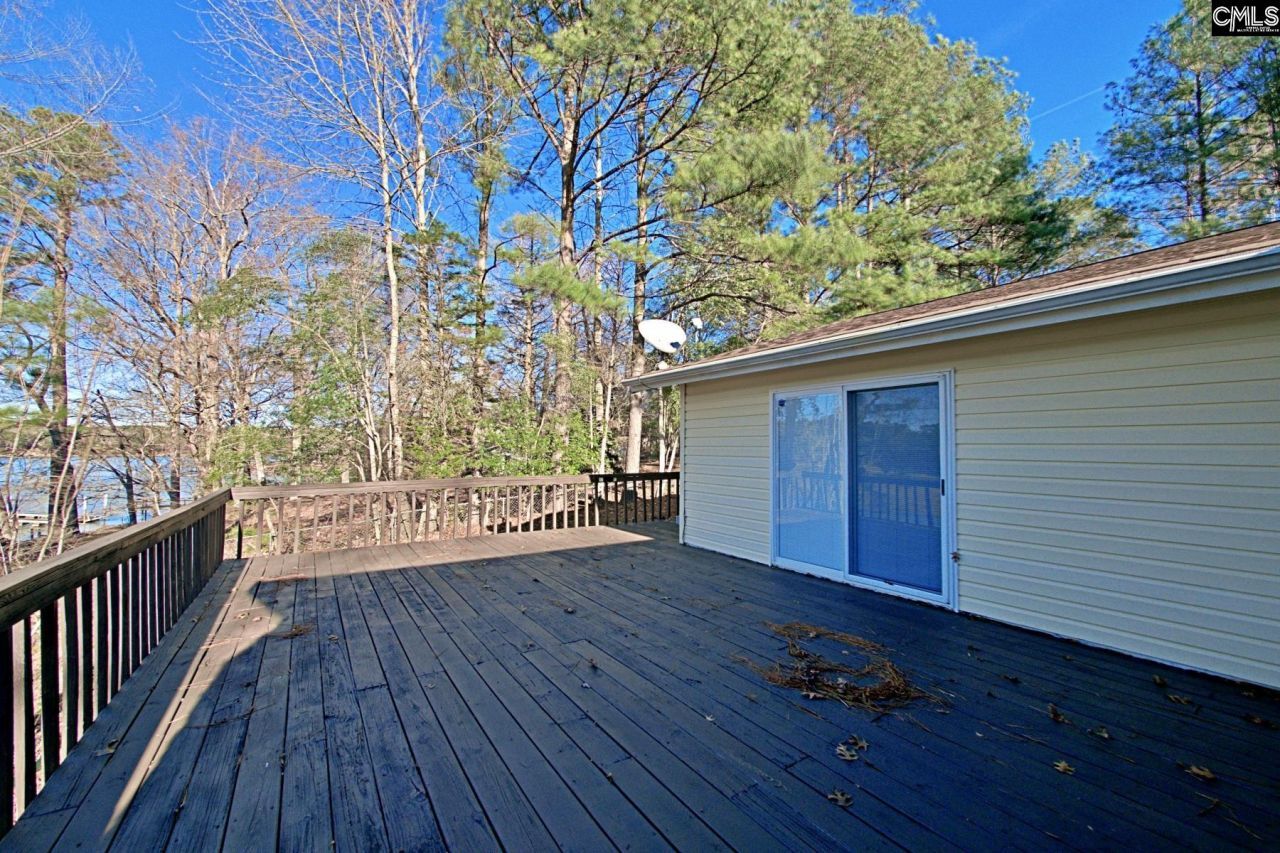 2081 Great North Rd  Photo 34