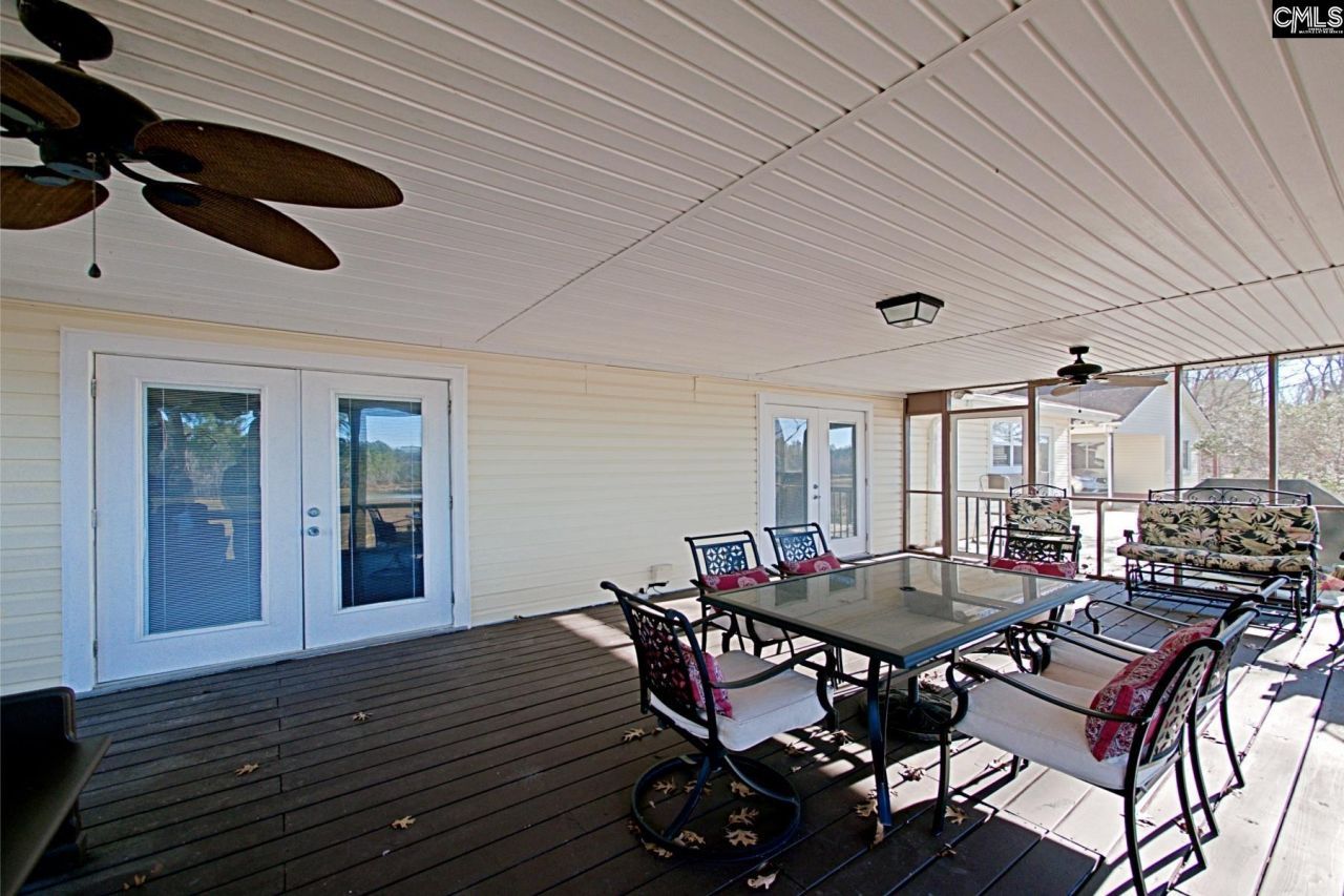 2081 Great North Rd  Photo 36