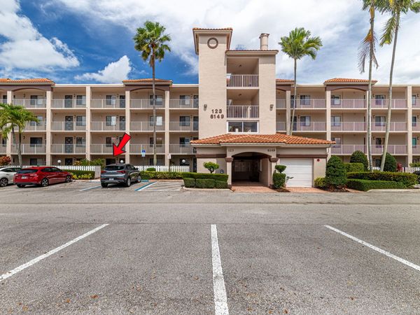 6149 Pointe Regal Circle, Unit 104, Delray Beach, FL 33484