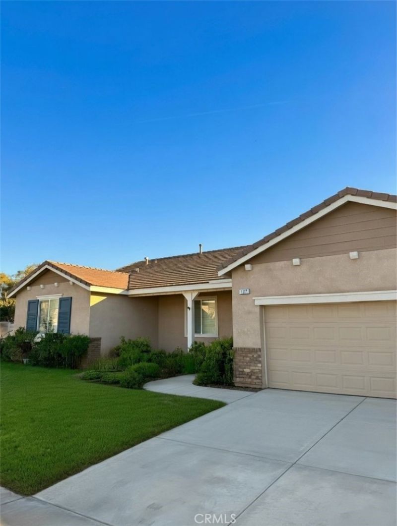 127 Mesquite Court, Calimesa, CA 92320 Main Photo
