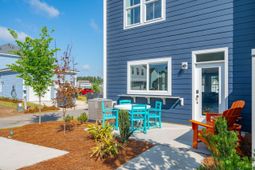 420 Swaying Pine Lane photo 4