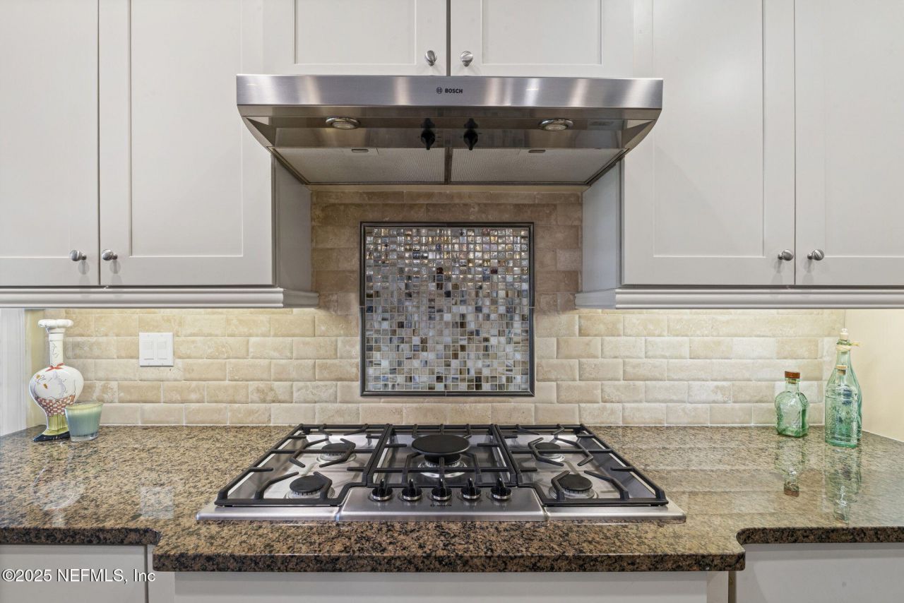 1363 Heritage Manor Drive, Jacksonville, FL 32207 Photo