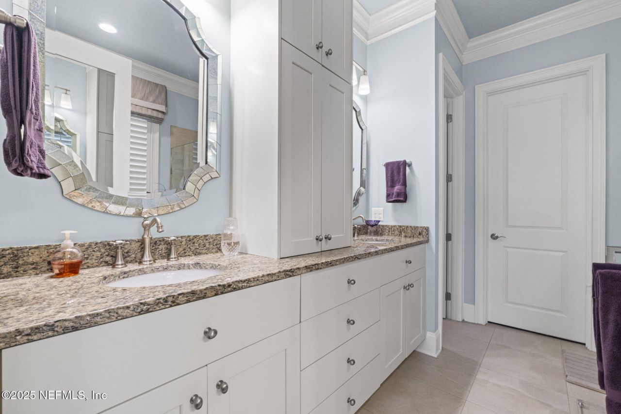 1363 Heritage Manor Drive, Jacksonville, FL 32207 Photo