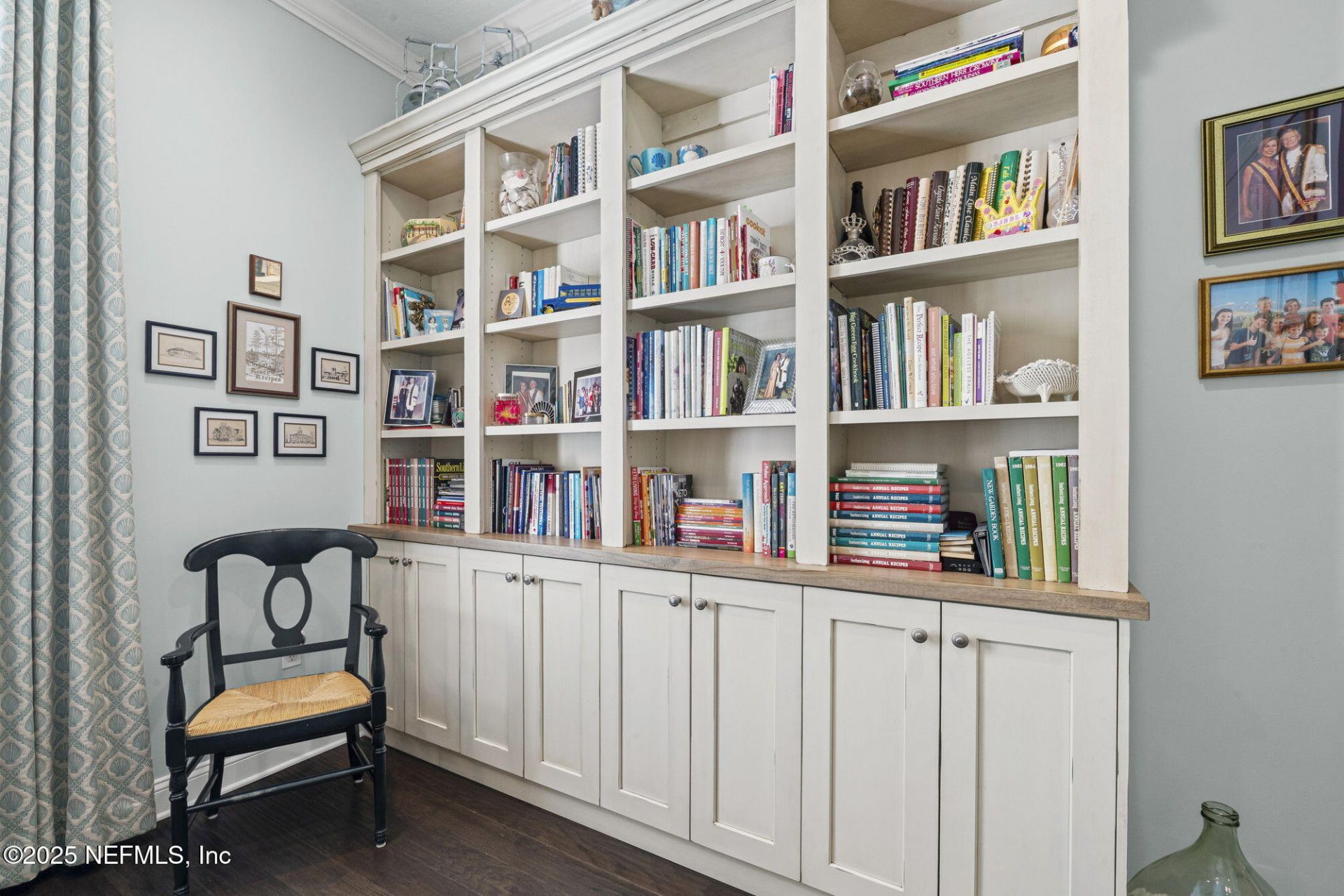 1363 Heritage Manor Drive, Jacksonville, FL 32207 Photo