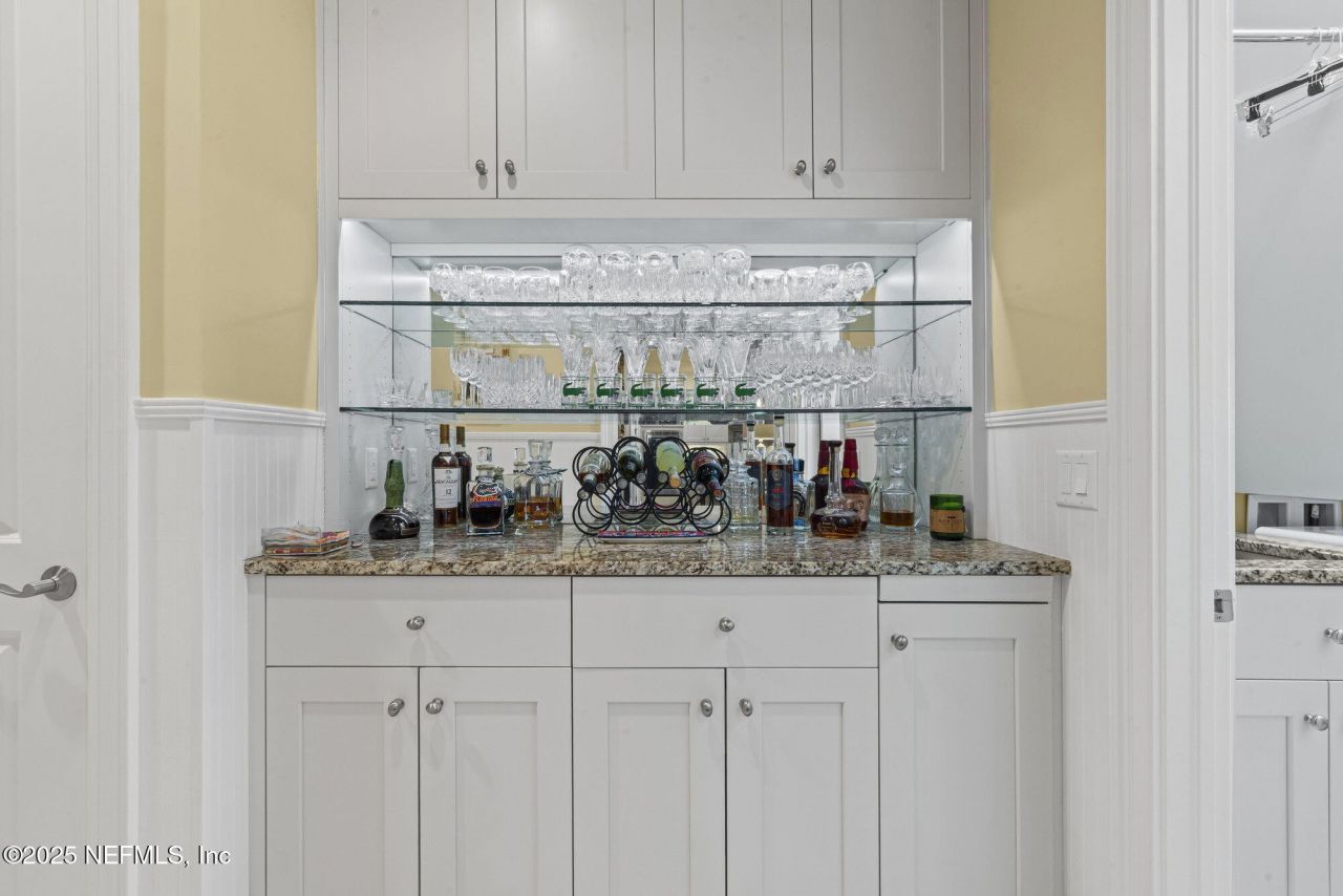 1363 Heritage Manor Drive, Jacksonville, FL 32207 Photo