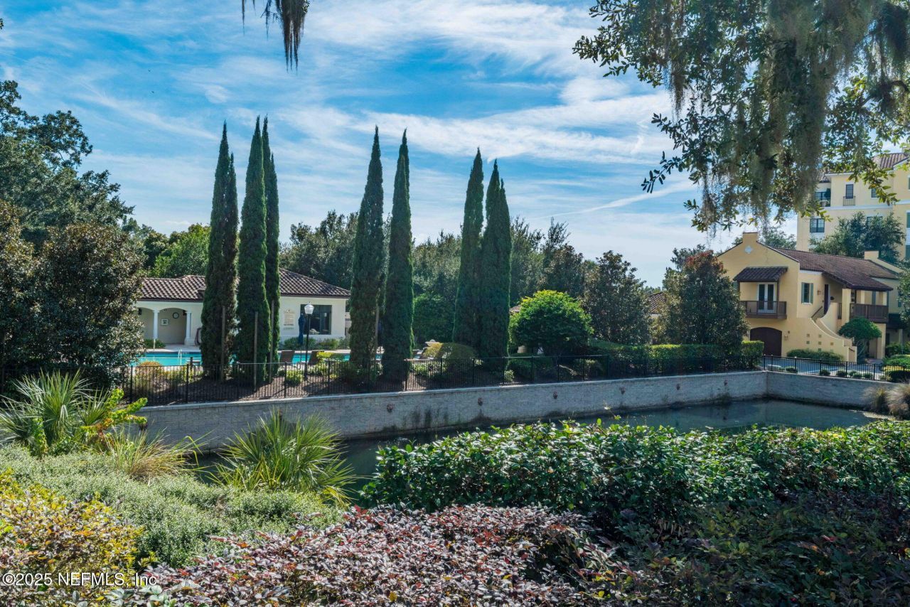 1363 Heritage Manor Drive, Jacksonville, FL 32207 Photo