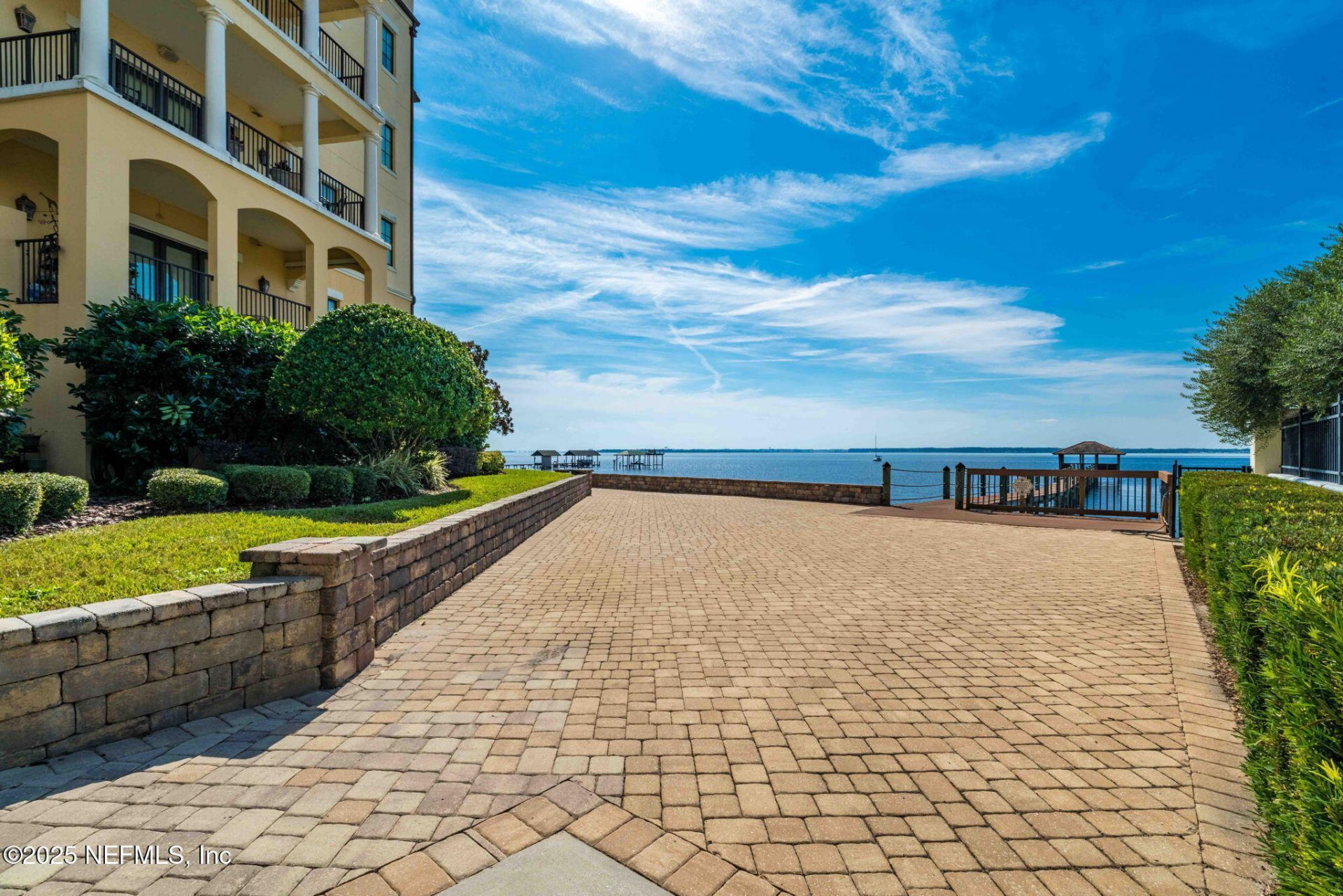 1363 Heritage Manor Drive, Jacksonville, FL 32207 Photo