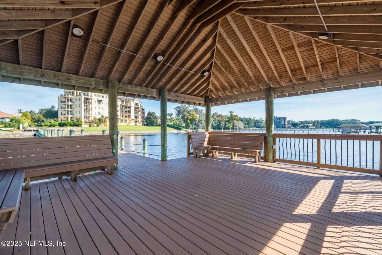 1363 Heritage Manor Drive, Jacksonville, FL 32207 Photo