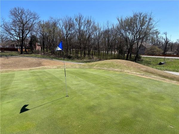 Kilsyth Drive , Bella Vista, AR 72715