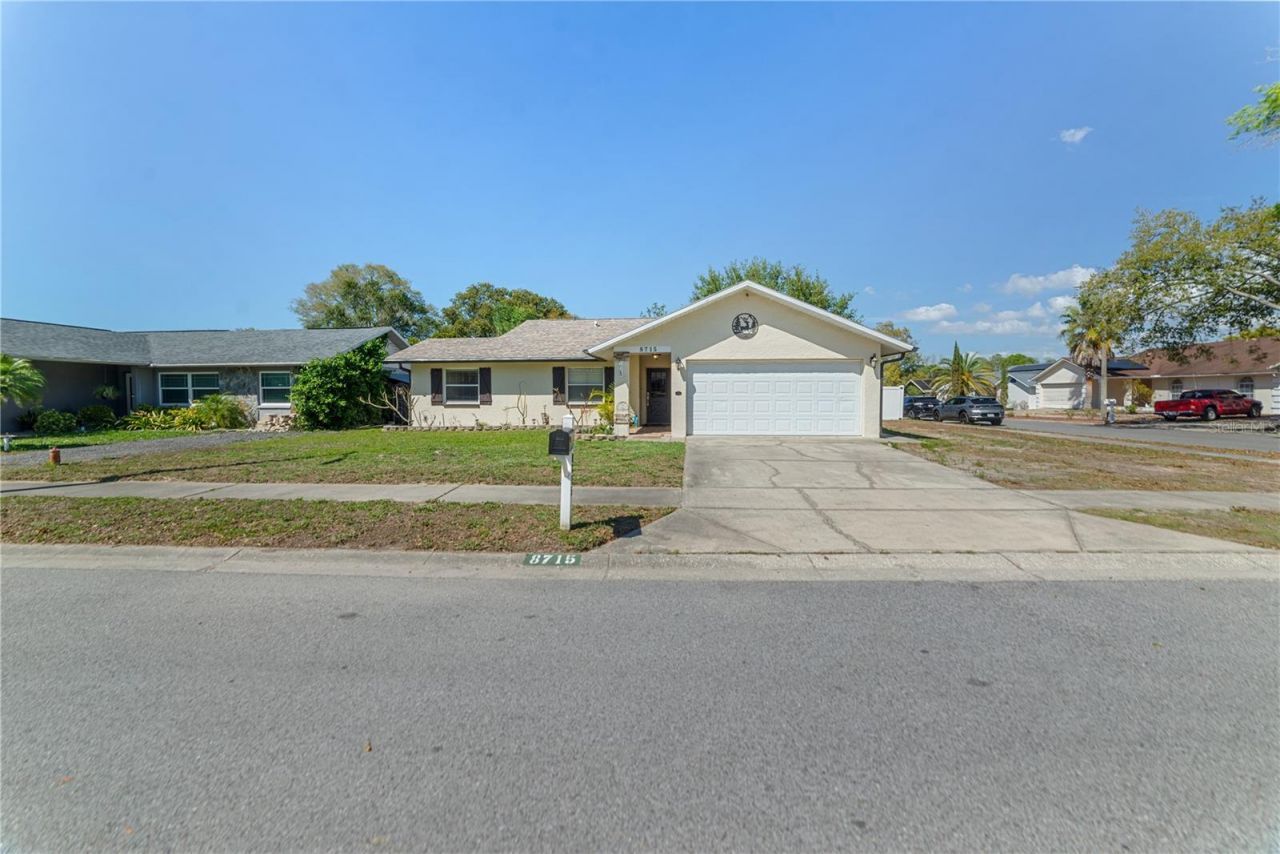 8715 Huntsman Lane, Port Richey, FL 34668 Photo