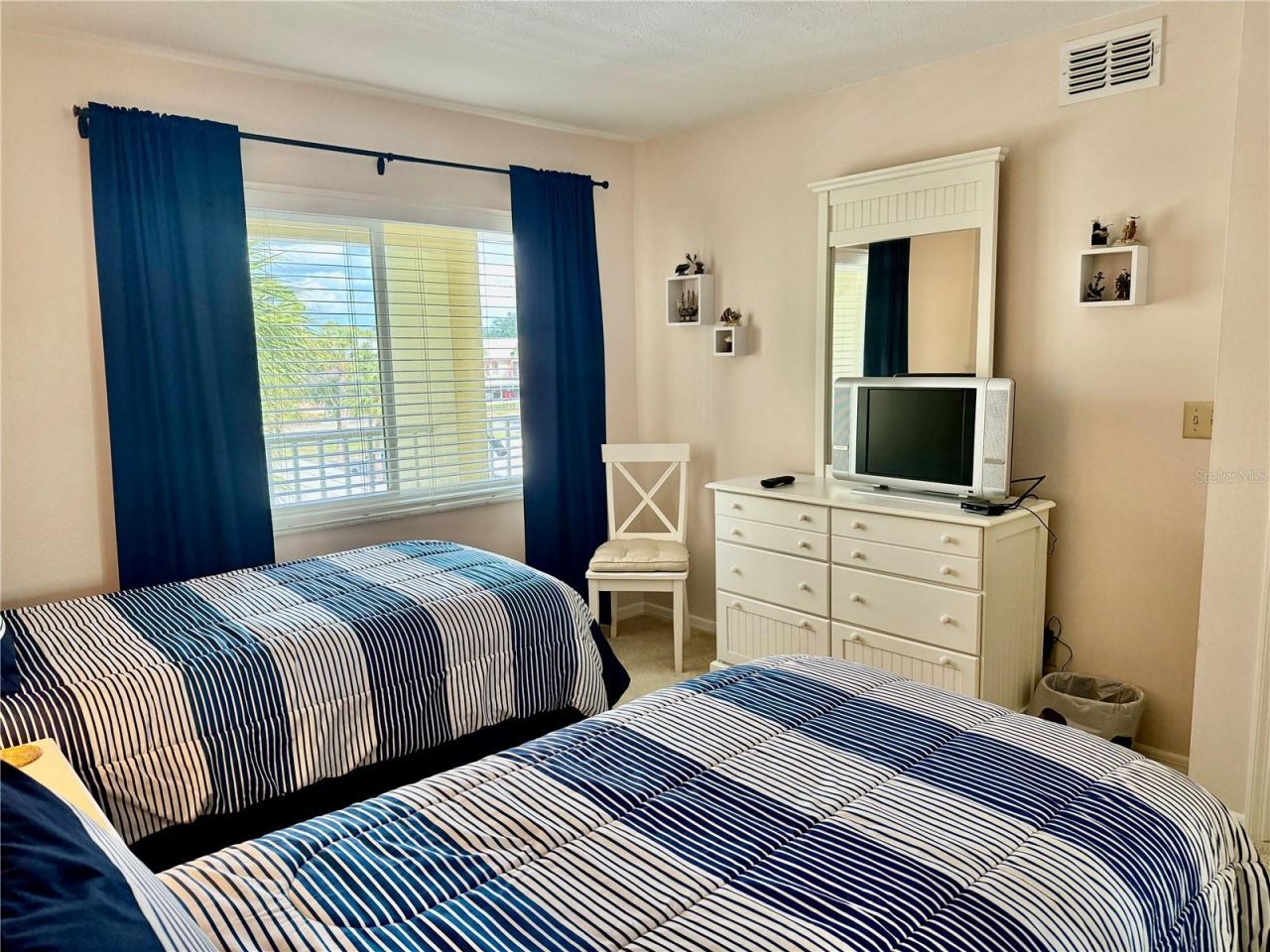 433 Cerromar Lane, Unit 534, Venice, FL 34293 Photo