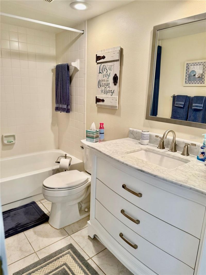 433 Cerromar Lane, Unit 534, Venice, FL 34293 Photo