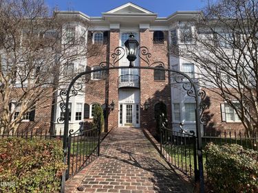 7530 Lead Mine Road, Unit 202, Raleigh, NC 27615