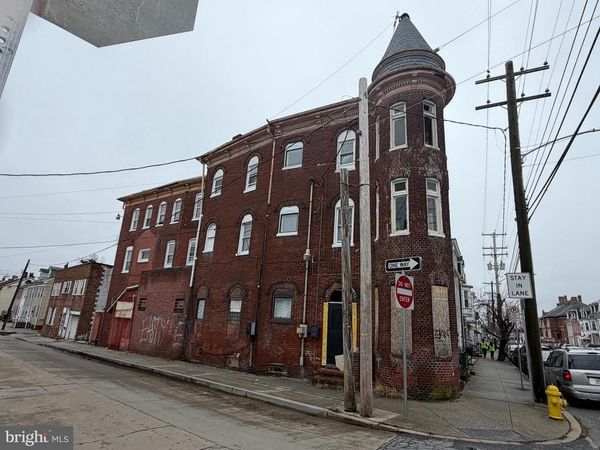 696 698 E PHILADELPHIA STREET , YORK, PA 17403