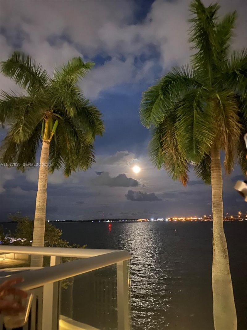 1541 Brickell Ave , Unit B403, Miami, FL 33129 Photo