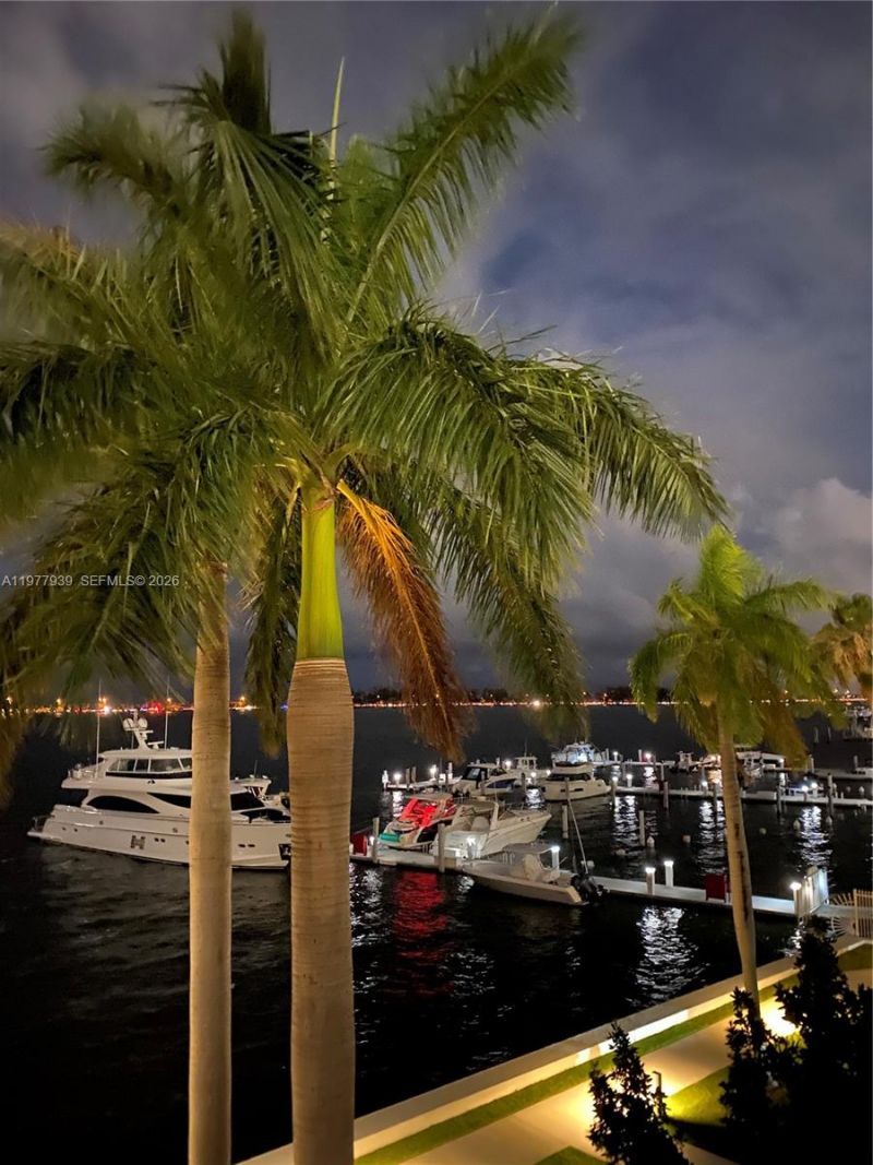 1541 Brickell Ave, Unit B403, Miami, FL 33129 Photo