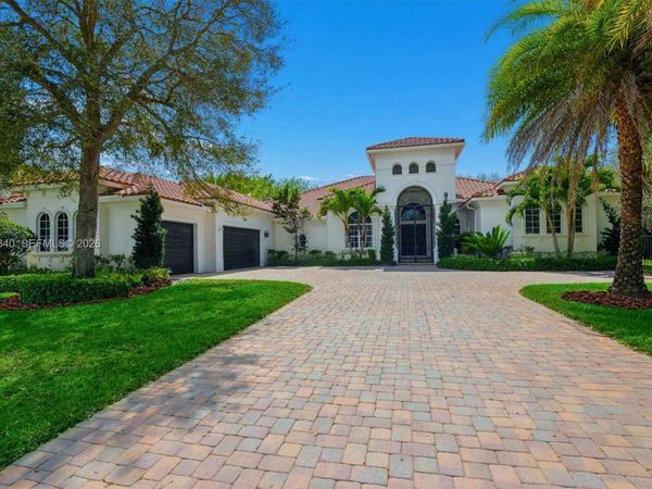 12922 Grand Oaks Dr , Davie, FL 33330