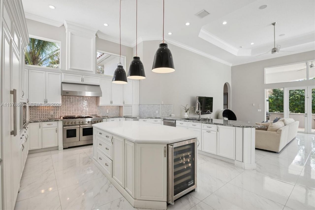 12922 Grand Oaks Dr, Davie, FL 33330 Photo