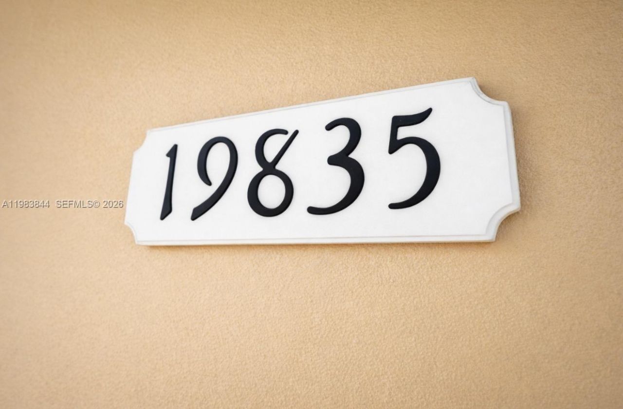 19835 NE 11th Ct , Miami, FL 33179 Photo