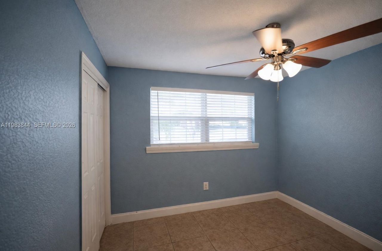 19835 NE 11th Ct , Miami, FL 33179 Photo