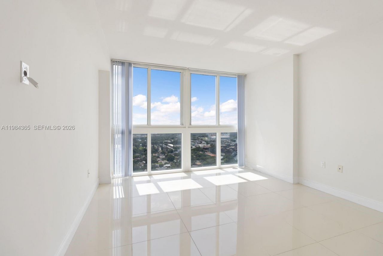 1861 NW North River Dr , Unit 3, Miami, FL 33125 Photo