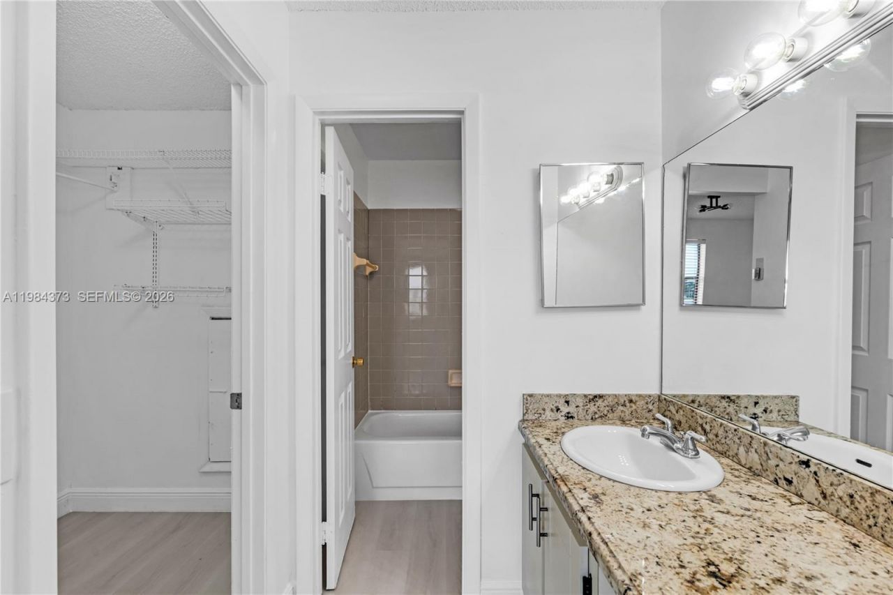 1403 S Liberty Ave, Unit 1403A, Homestead, FL 33034 Photo