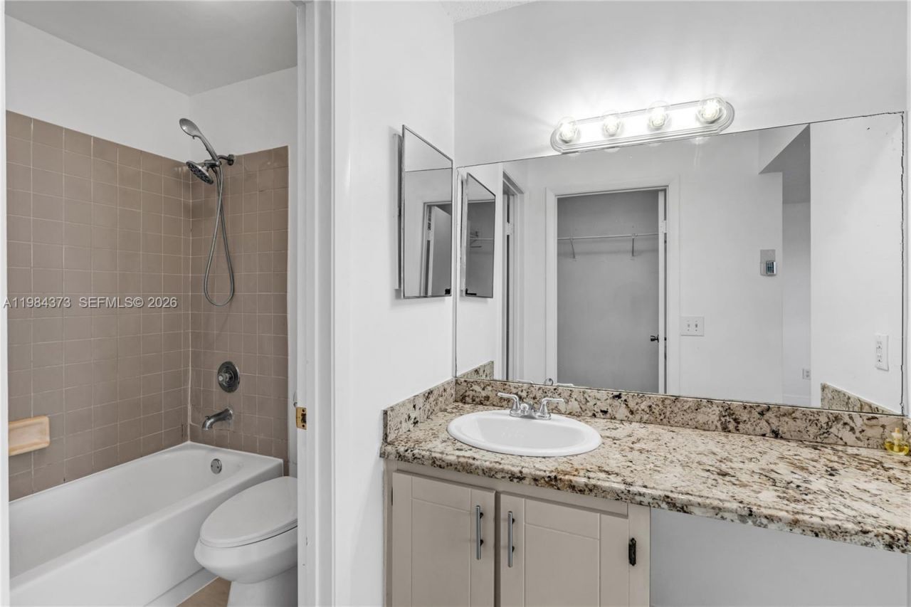 1403 S Liberty Ave, Unit 1403A, Homestead, FL 33034 Photo
