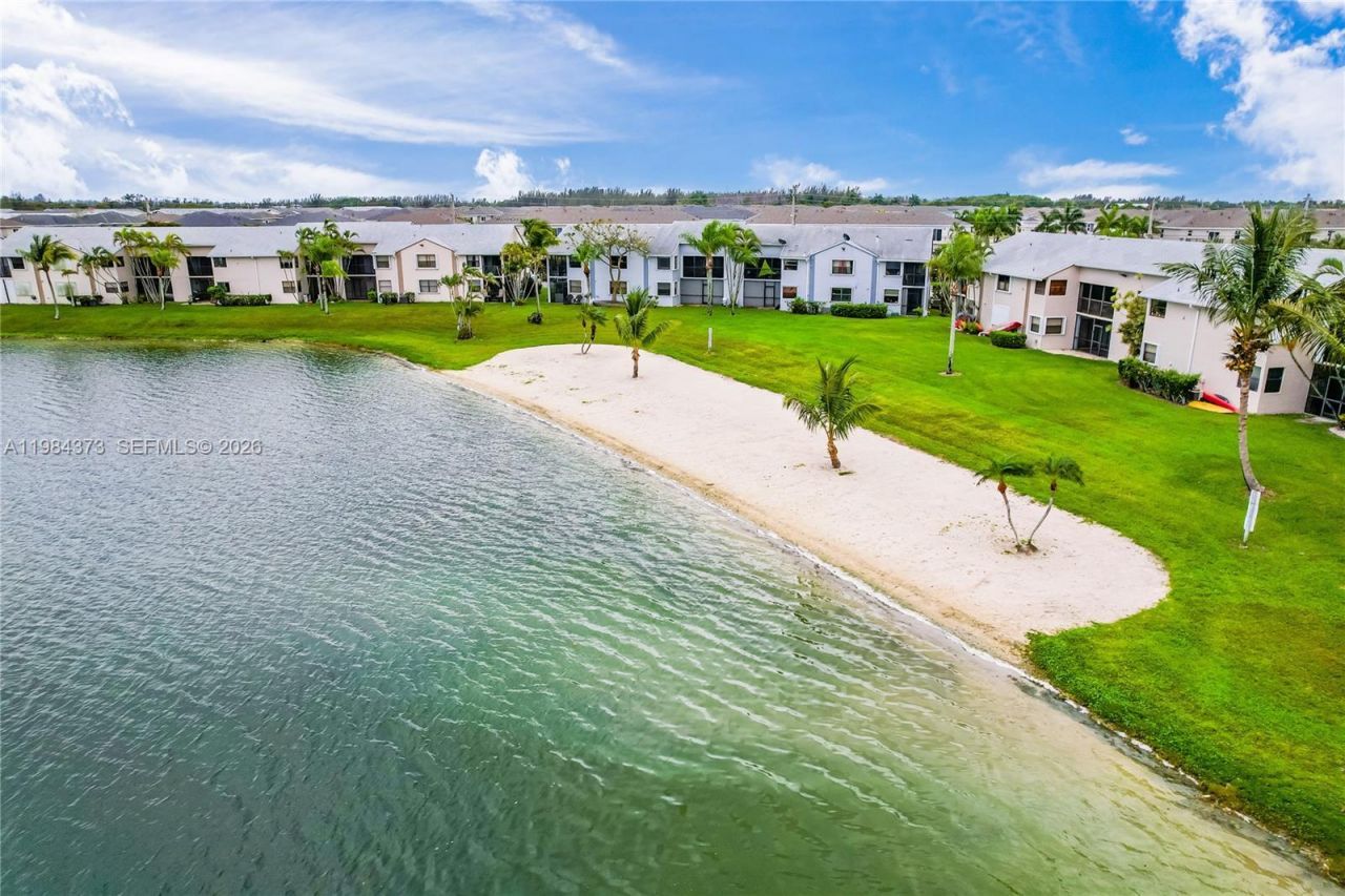 1403 S Liberty Ave, Unit 1403A, Homestead, FL 33034 Photo