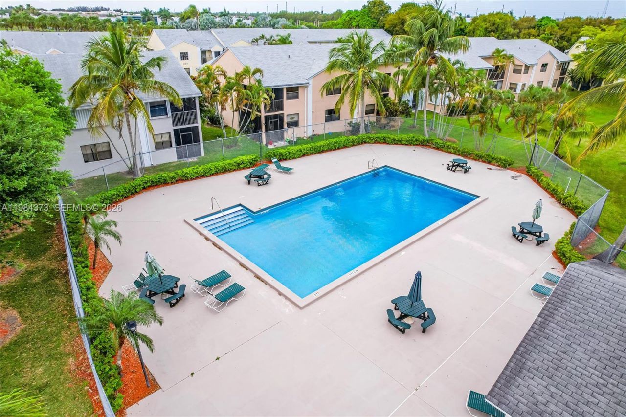 1403 S Liberty Ave, Unit 1403A, Homestead, FL 33034 Photo