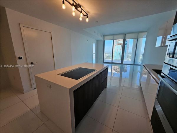 851 NE 1st Ave, Unit 4000, Miami, FL 33132