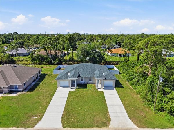 4719 28th St SW, Unit 4719, Lehigh Acres, FL 33973