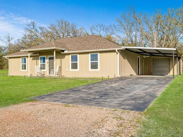 324 Private Road 43790, Paris, TX 75462