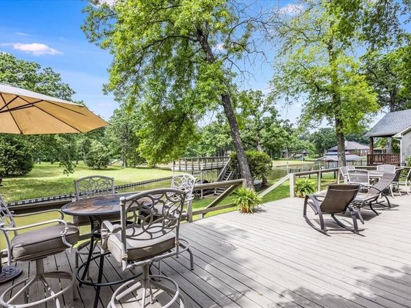 325 Beachside Drive , Trinidad, TX 75163