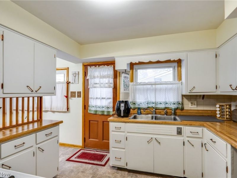 73 Kline Avenue, Mogadore, OH 44260 Photo 10