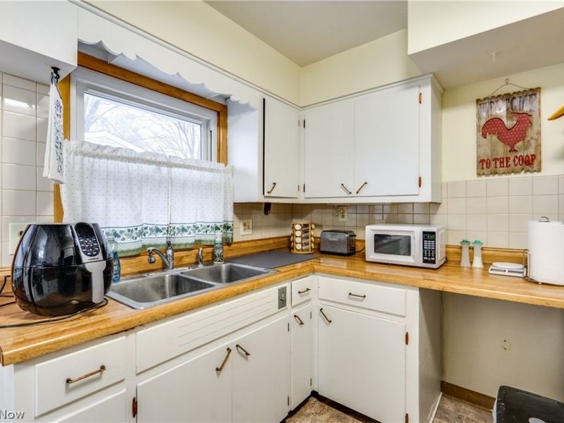 73 Kline Avenue, Mogadore, OH 44260 Photo 9