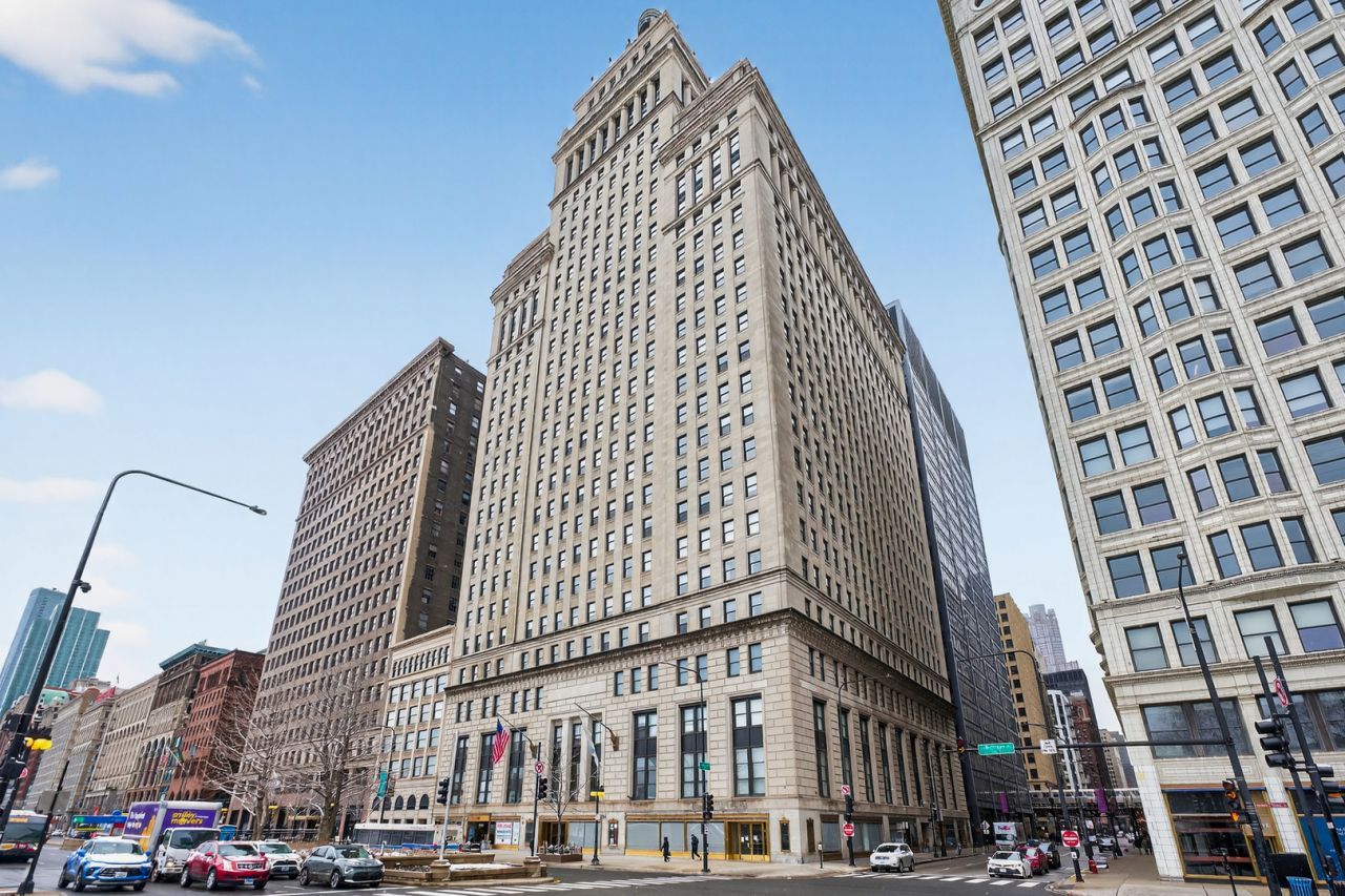 310 S Michigan Avenue, Unit 702, Chicago, IL 60604 Main Photo