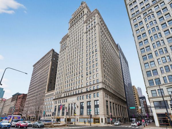 310 S MICHIGAN Avenue, Unit 702, Chicago, IL 60604