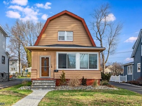 15 Belle Terre Rd, West Orange, NJ 07052