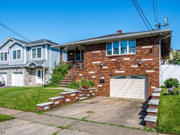 606 Knopf St, Linden, NJ 07036
