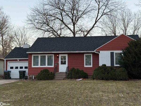 1655 Elmhurst Avenue, Fort Dodge, IA 50501