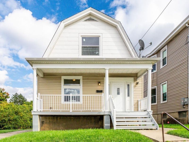 3556 Woodburn Avenue, Cincinnati, OH 45207 Photo 1