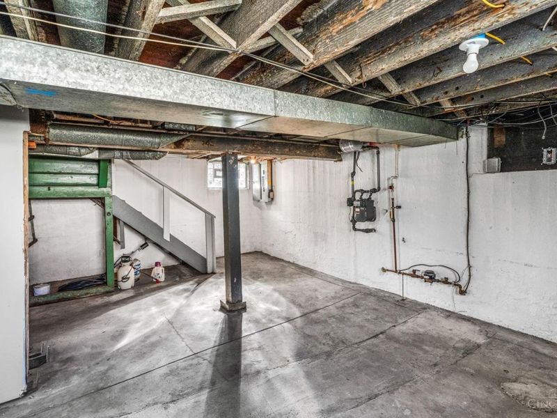 3556 Woodburn Avenue, Cincinnati, OH 45207 Photo 18