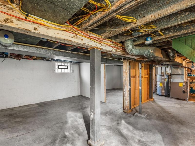 3556 Woodburn Avenue, Cincinnati, OH 45207 Photo 19