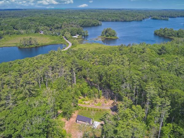 4 Boulder Cove Way, Bremen, ME 04551