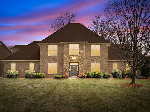 145 Lyme Drive , Clarksville, TN 37043