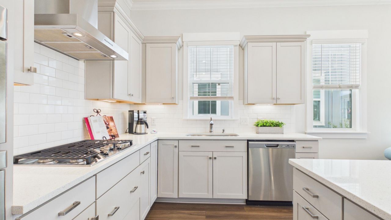 3498 Habenaria Road Photo 13